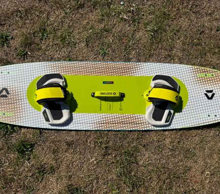 Duotone Gonzales Twintip (142cm) aus 2026