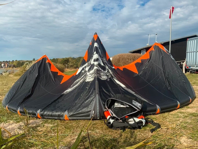 Naish Dash S25 9qm aus 2021 Bild nr. 0