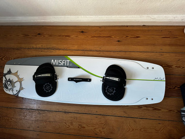 Slingshot Twintip 136qm. Image nr. 2