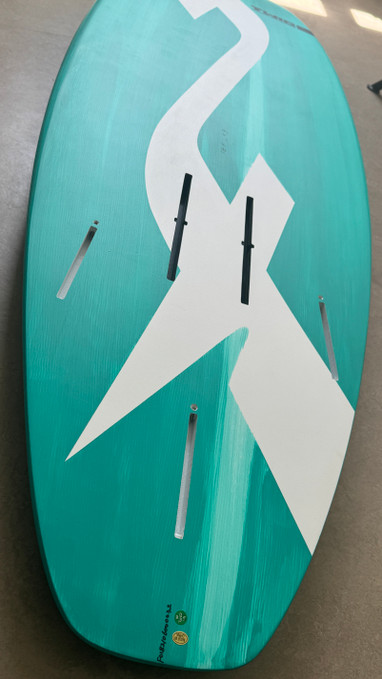 F-One Surfboard 178qm. Image nr. 3