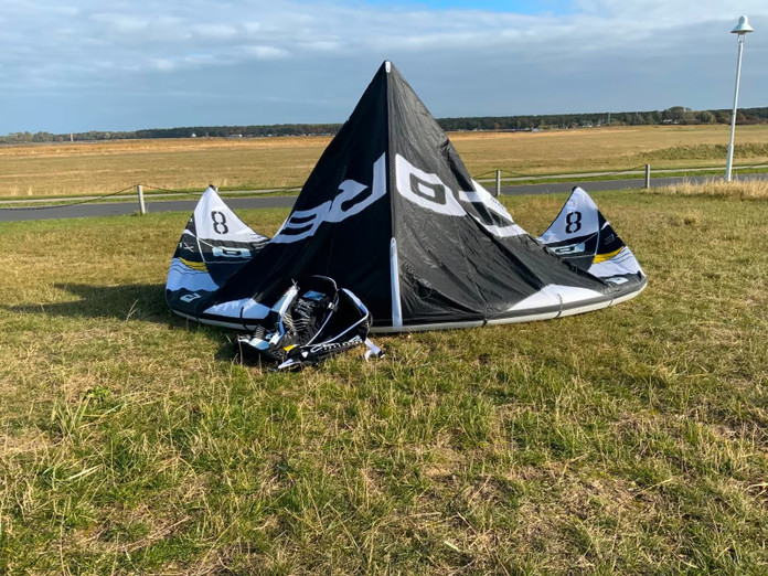 Core XLite Foil Kite 8qm aus 2025 Bild nr. 0