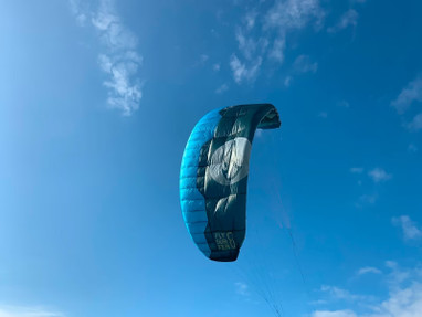 Flysurfer Peak 4 8qm aus 2025 Bild nr. 1