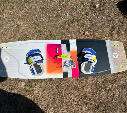 Duotone Spike Twintip (153cm) aus 2026