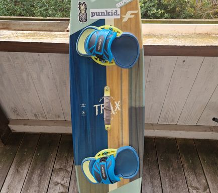 F-One Trax Light Tech Twintip (135cm) aus 2021