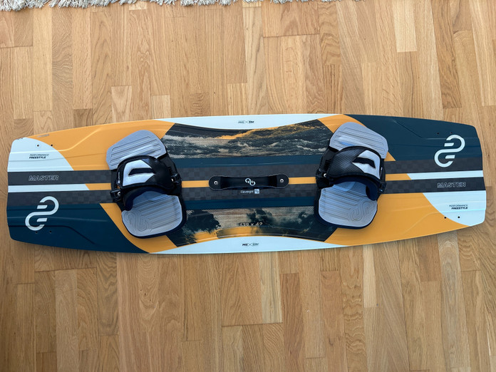 Eleveight Twintip 139qm. Image nr. 0