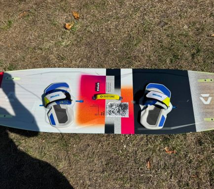 Duotone Spike Twintip (153cm) aus 2025