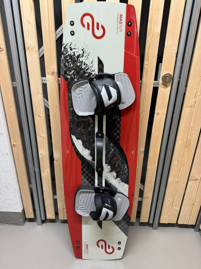 Eleveight Twintip 139qm. Image nr. 0