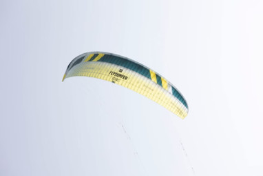 Flysurfer Sonic 4 18qm aus 2025 Bild nr. 1